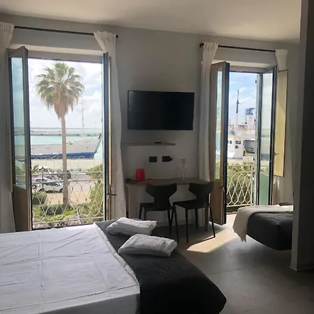 Bed & Breakfast Drepanon, Prospettive Sul Mediterraneo
