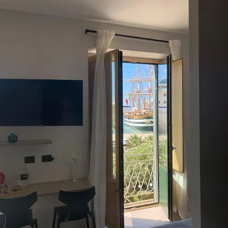 Bed & Breakfast Drepanon, Prospettive Sul Mediterraneo *
